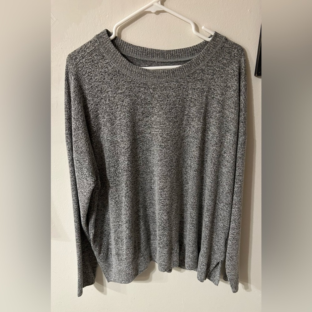 Women's Lucky Brand pullover sweater crew neck, viscose blend super soft XL gray